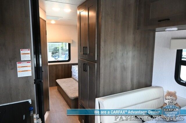 2026 NEXUS Phantom Sport 22PS / Class C / 7.3L V8 / 4K Gas Generator / Sleeps 6 / Queen Bed / Dinette Booth / Over Cab Bed / 30k BTU Furnace & 13K BTU AC / 3 Burner Stove Top / 10 cu.ft. Refrigerator / Power Awning / Back Up Camera Anchorage AK