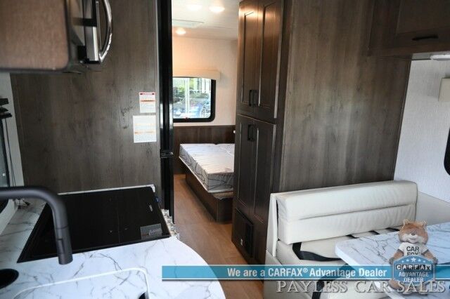 2026 NEXUS Phantom Sport 22PS / Class C / 7.3L V8 / 4K Gas Generator / Sleeps 6 / Queen Bed / Dinette Booth / Over Cab Bed / 30k BTU Furnace & 13K BTU AC / 3 Burner Stove Top / 10 cu.ft. Refrigerator / Power Awning / Back Up Camera Anchorage AK