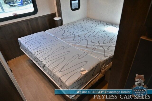 2026 NEXUS Phantom Sport 22PS / Class C / 7.3L V8 / 4K Gas Generator / Sleeps 6 / Queen Bed / Dinette Booth / Over Cab Bed / 30k BTU Furnace & 13K BTU AC / 3 Burner Stove Top / 10 cu.ft. Refrigerator / Power Awning / Back Up Camera Anchorage AK