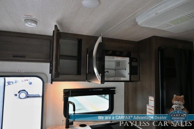 2026 NEXUS Phantom Sport 24PS / Class C / 7.3L V8 / 4K Gas Generator / Sleeps 6 / Queen Bed / Dinette Booth / Over Cab Bed / 30k BTU Furnace & 13K BTU AC / 3 Burner Stove Top / 10 cu.ft. Refrigerator / Power Awning / Back Up Camera Anchorage AK