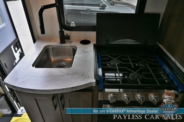 2026 NEXUS Phantom Sport 24PS / Class C Motorhome / Ford 7.3L V8 / 4.0kW Generator / Sleeps 6 / Queen Bed + Overhead Bunk / Convertible Dinette / 13.5K BTU A/C / 3-Burner Cooktop / 10 cu.ft. 12V Fridge / Power Awning / Back Up Cam Anchorage AK