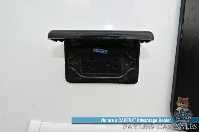 2026 NEXUS Phantom Sport 24PS / Class C Motorhome / Ford 7.3L V8 / 4.0kW Generator / Sleeps 6 / Queen Bed + Overhead Bunk / Convertible Dinette / 13.5K BTU A/C / 3-Burner Cooktop / 10 cu.ft. 12V Fridge / Power Awning / Back Up Cam Anchorage AK