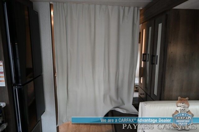 2026 NEXUS Phantom Sport 24PS / Class C Motorhome / Ford 7.3L V8 / 4.0kW Generator / Sleeps 6 / Queen Bed + Overhead Bunk / Convertible Dinette / 13.5K BTU A/C / 3-Burner Cooktop / 10 cu.ft. 12V Fridge / Power Awning / Back Up Cam Anchorage AK