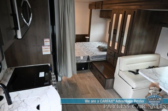 2026 NEXUS Phantom Sport 24PS / Class C Motorhome / Ford 7.3L V8 / 4.0kW Generator / Sleeps 6 / Queen Bed + Overhead Bunk / Convertible Dinette / 13.5K BTU A/C / 3-Burner Cooktop / 10 cu.ft. 12V Fridge / Power Awning / Back Up Cam Anchorage AK