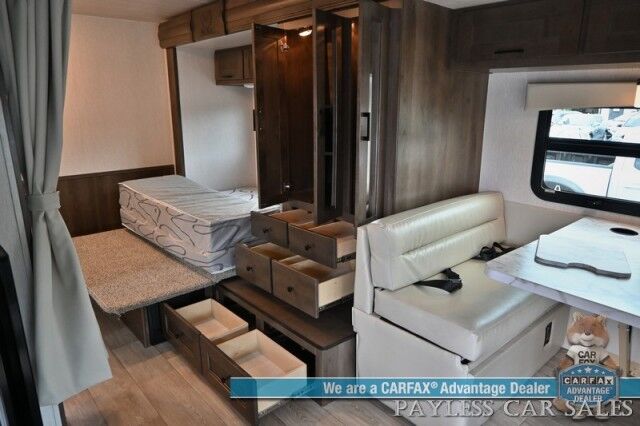 2026 NEXUS Phantom Sport 24PS / Class C Motorhome / Ford 7.3L V8 / 4.0kW Generator / Sleeps 6 / Queen Bed + Overhead Bunk / Convertible Dinette / 13.5K BTU A/C / 3-Burner Cooktop / 10 cu.ft. 12V Fridge / Power Awning / Back Up Cam Anchorage AK