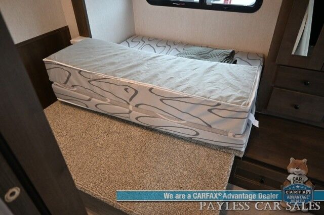 2026 NEXUS Phantom Sport 24PS / Class C Motorhome / Ford 7.3L V8 / 4.0kW Generator / Sleeps 6 / Queen Bed + Overhead Bunk / Convertible Dinette / 13.5K BTU A/C / 3-Burner Cooktop / 10 cu.ft. 12V Fridge / Power Awning / Back Up Cam Anchorage AK