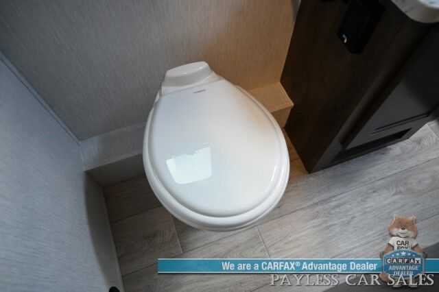 2026 NEXUS VIPER Viper 25V Class B / 7.3L V8 / Bluetooth / Backup Camera / Sleeps 4 / 30K BTU Heating & 15K BTU A/C / 4K Generator / G.E Quad Burner Stove & Oven Range / 40 Inch Flat screen / Power Exterior Awning / Tow Pkg Anchorage AK