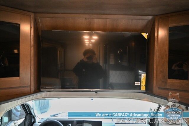 2026 NEXUS VIPER Viper 25V Class B / 7.3L V8 / Bluetooth / Backup Camera / Sleeps 4 / 30K BTU Heating & 15K BTU A/C / 4K Generator / G.E Quad Burner Stove & Oven Range / 40 Inch Flat screen / Power Exterior Awning / Tow Pkg Anchorage AK