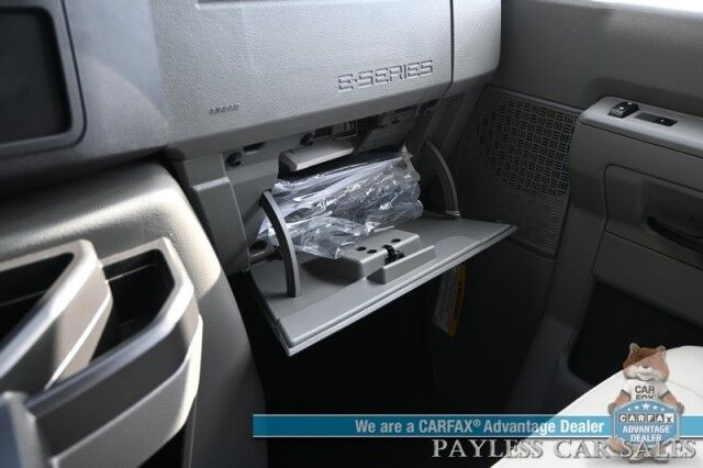 2026 NEXUS VIPER Viper 25V Class B / 7.3L V8 / Bluetooth / Backup Camera / Sleeps 4 / 30K BTU Heating & 15K BTU A/C / 4K Generator / G.E Quad Burner Stove & Oven Range / 40 Inch Flat screen / Power Exterior Awning / Tow Pkg Anchorage AK