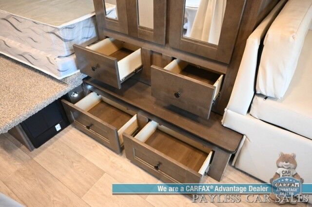 2026 NEXUS VIPER Viper 25V Class B / 7.3L V8 / Bluetooth / Backup Camera / Sleeps 4 / 30K BTU Heating & 15K BTU A/C / 4K Generator / G.E Quad Burner Stove & Oven Range / 40 Inch Flat screen / Power Exterior Awning / Tow Pkg Anchorage AK