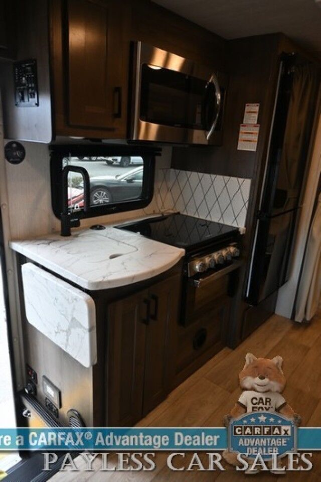2026 NEXUS VIPER Viper 27V Class B / 7.3L V8 / Bluetooth / Backup Camera / Sleeps 4 / 30K BTU Heating & 15K BTU A/C / 4K Generator / G.E Quad Burner Stove & Oven Range / 40 Inch Flat screen / Power Exterior Awning / Tow Pkg Anchorage AK