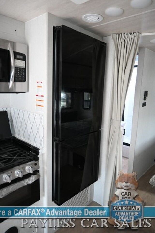 2026 NEXUS Viper 25V Class C / 7.3L V8 / Bluetooth / Backup Camera / Sleeps 4 / 30K BTU Heating & 15K BTU A/C / 4K Generator / G.E Quad Burner Stove & Oven Range / 40 Inch Flat screen / Power Exterior Awning / Tow Pkg Anchorage AK 2026 NEXUS Viper 25V Class C / 7.3L V8 / Bluetooth / Backup Camera / Sleeps 4 / 30K BTU Heating & 15K BTU A/C / 4K Generator / G.E Quad Burner Stove & Oven Range / 40 Inch Flat screen / Power Exterior Awning / Tow Pkg Anchorage AK