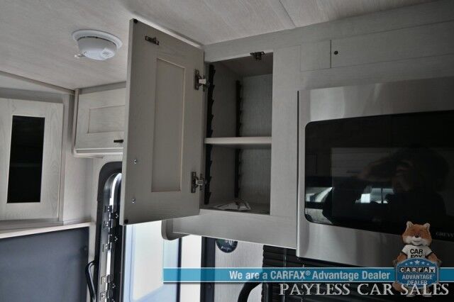 2026 NEXUS Viper 25V Class C / 7.3L V8 / Bluetooth / Backup Camera / Sleeps 4 / 30K BTU Heating & 15K BTU A/C / 4K Generator / G.E Quad Burner Stove & Oven Range / 40 Inch Flat screen / Power Exterior Awning / Tow Pkg Anchorage AK 2026 NEXUS Viper 25V Class C / 7.3L V8 / Bluetooth / Backup Camera / Sleeps 4 / 30K BTU Heating & 15K BTU A/C / 4K Generator / G.E Quad Burner Stove & Oven Range / 40 Inch Flat screen / Power Exterior Awning / Tow Pkg Anchorage AK