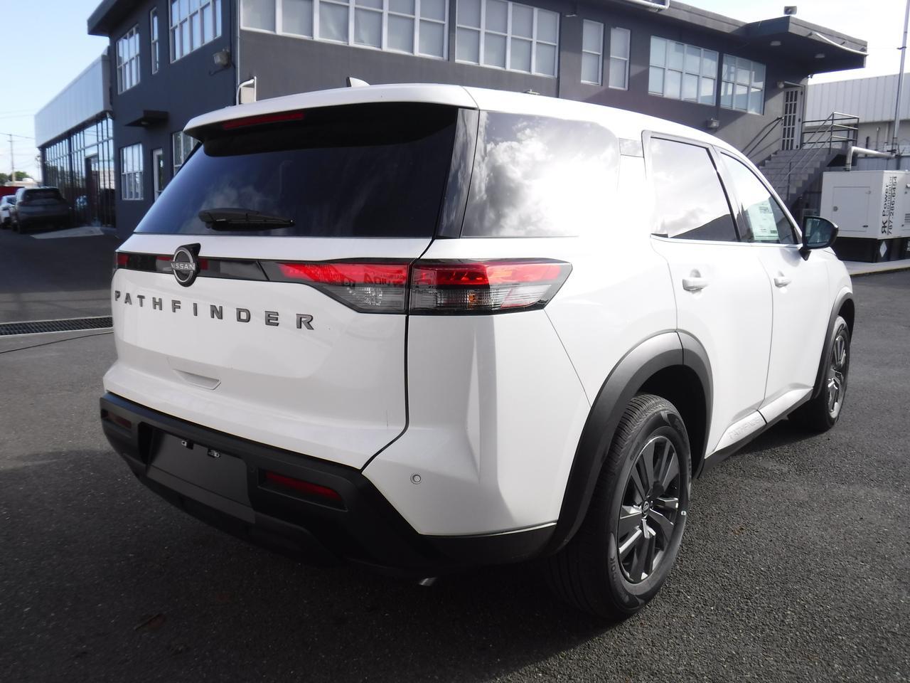 2026 NISSAN PATHFINDER S