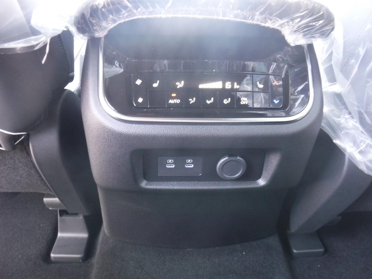 2026 NIssan Armada Platinum Ponce PR