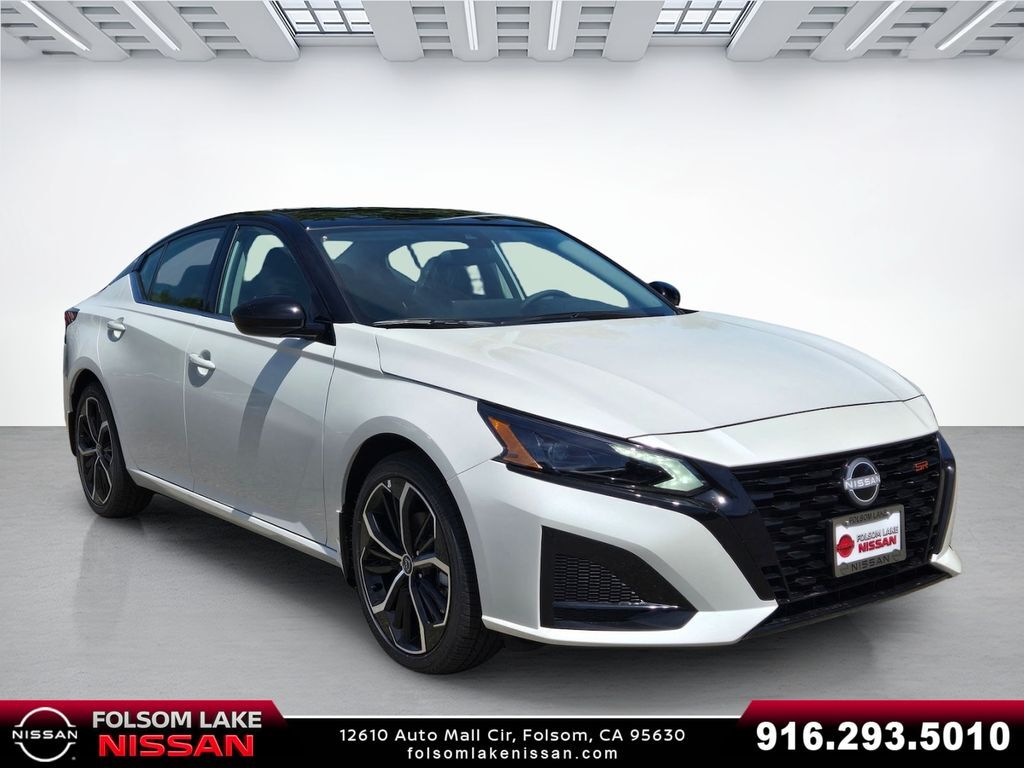 2026 Nissan Altima SR