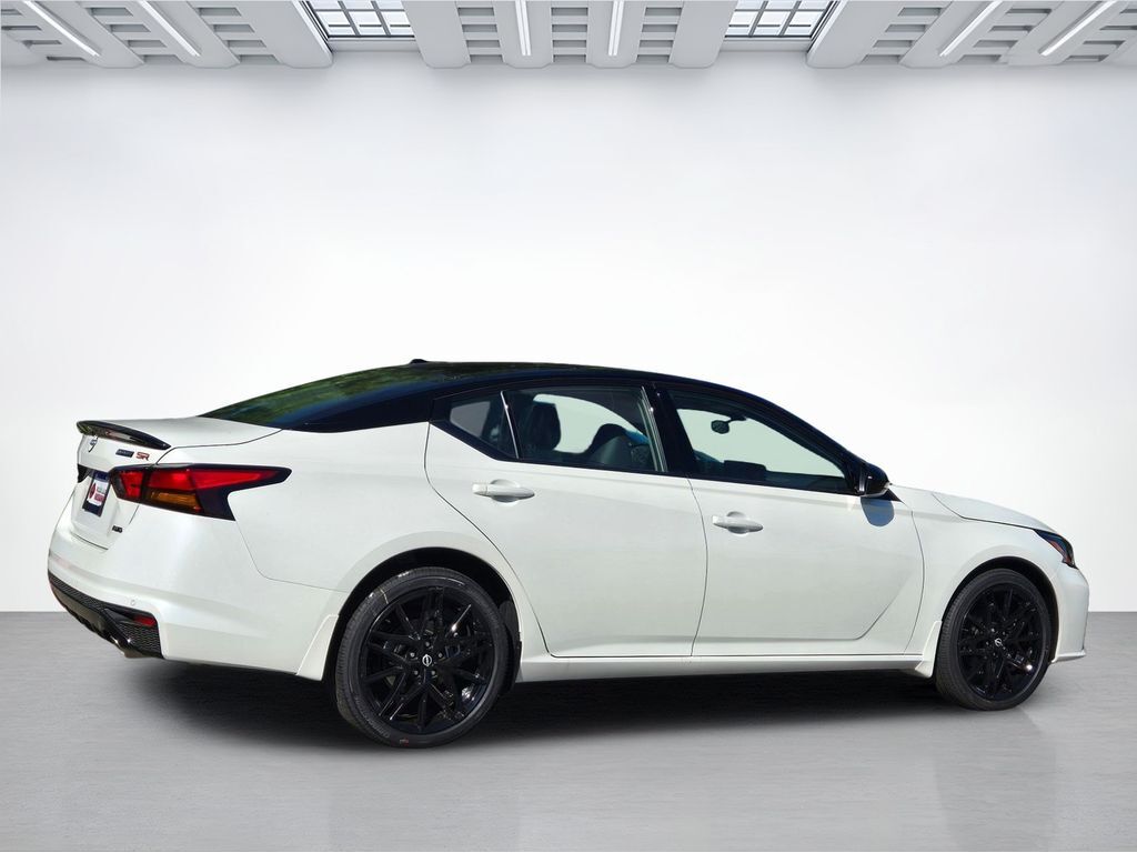 2026 Nissan Altima SR