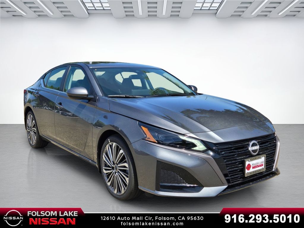 2026 Nissan Altima SV