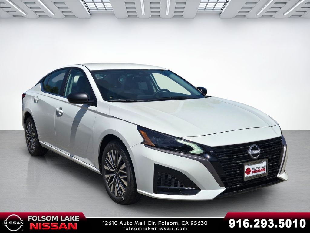 2026 Nissan Altima SV