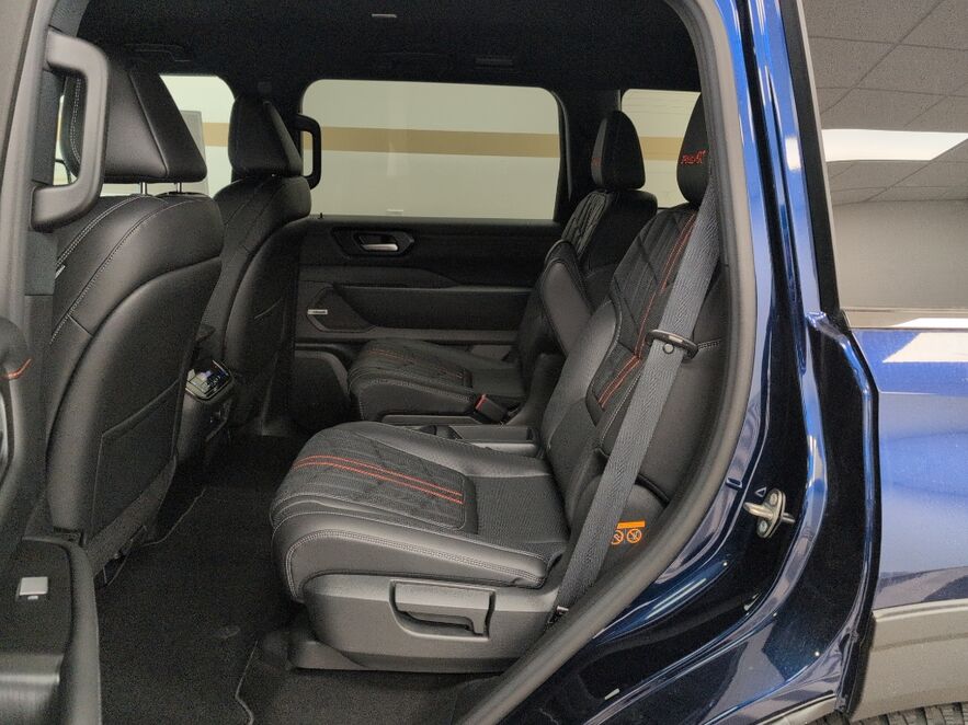 2026 Nissan Armada PRO-4X Bozeman MT 2026 Nissan Armada PRO-4X Bozeman MT