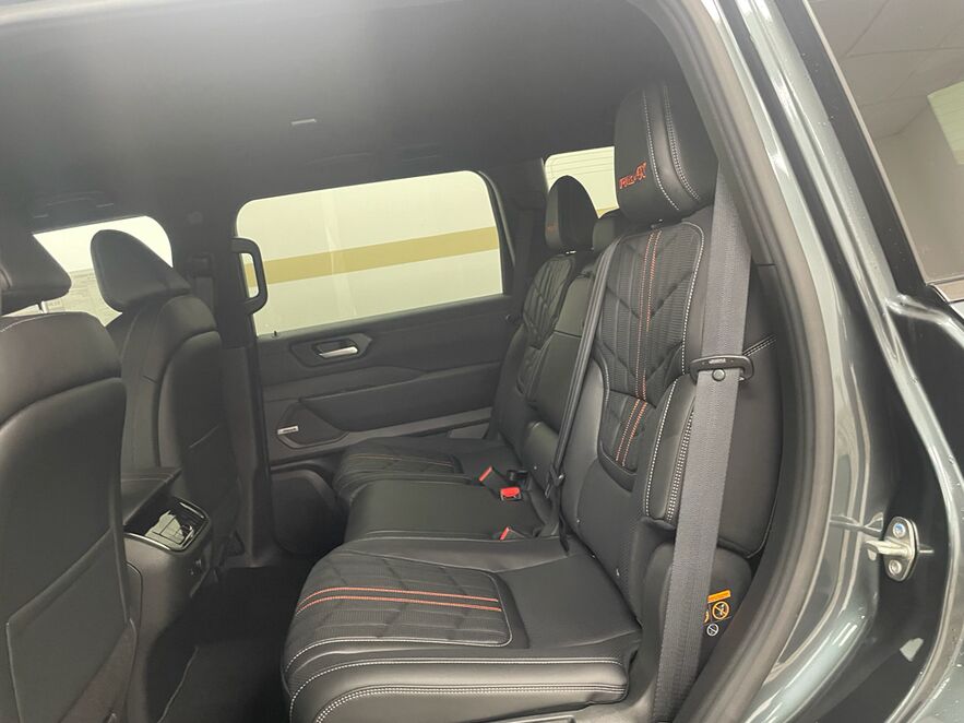 2026 Nissan Armada PRO-4X Bozeman MT 2026 Nissan Armada PRO-4X Bozeman MT