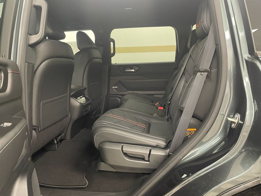 2026 Nissan Armada PRO-4X Bozeman MT 2026 Nissan Armada PRO-4X Bozeman MT