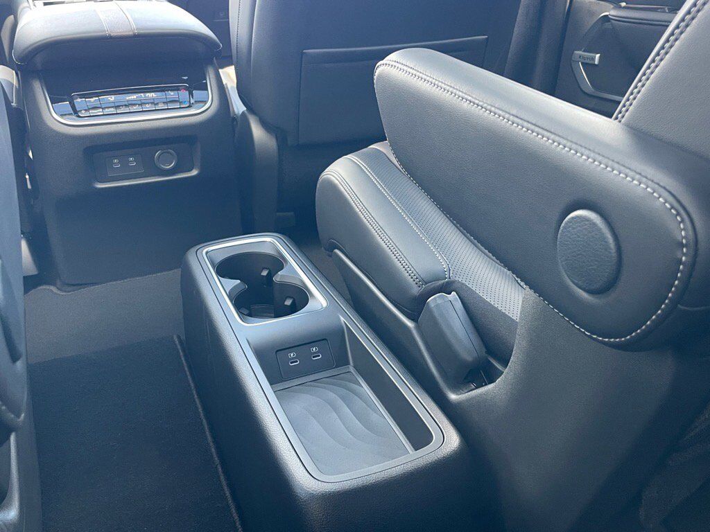 2026 Nissan Armada Platinum Oak Ridge TN