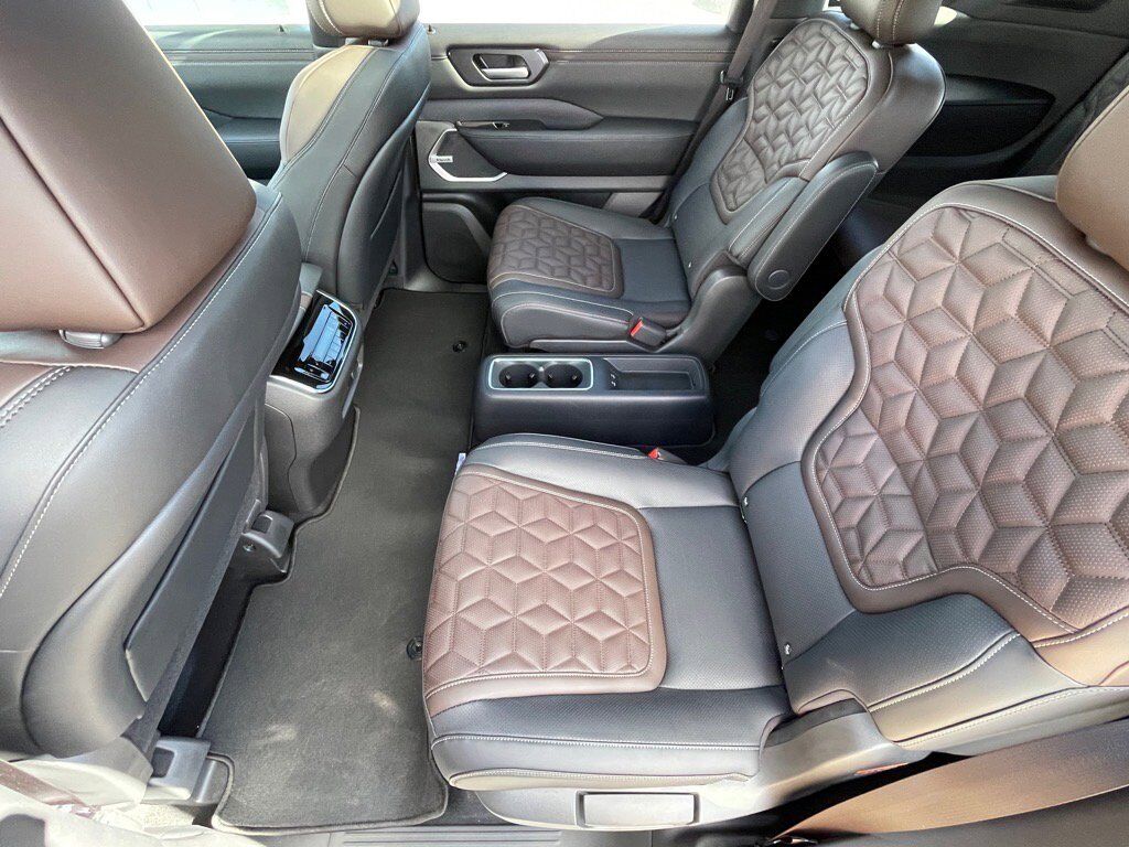 2026 Nissan Armada Platinum Oak Ridge TN