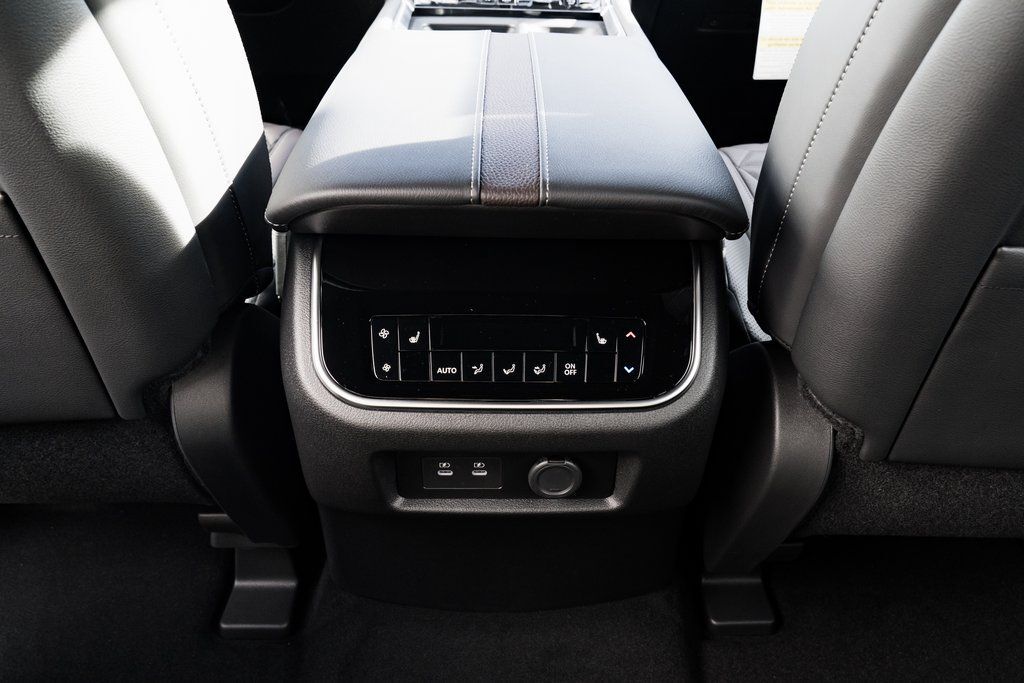 2026 Nissan Armada Platinum Beaverton OR