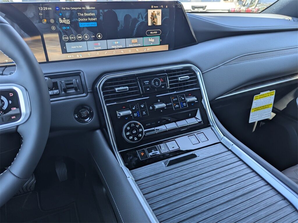 2026 Nissan Armada Platinum Reserve Kennesaw GA