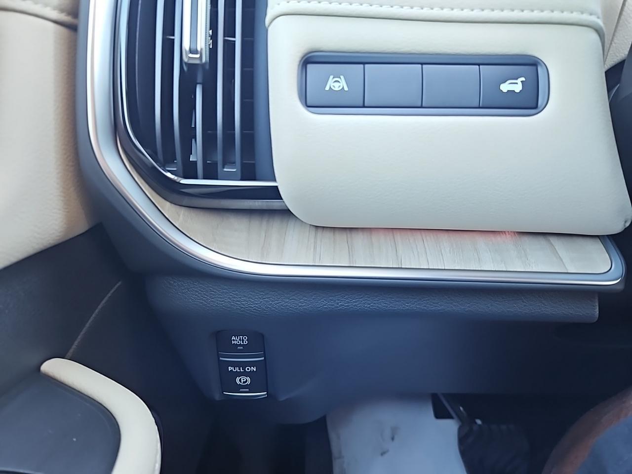 2026 Nissan Armada Platinum Waldorf MD