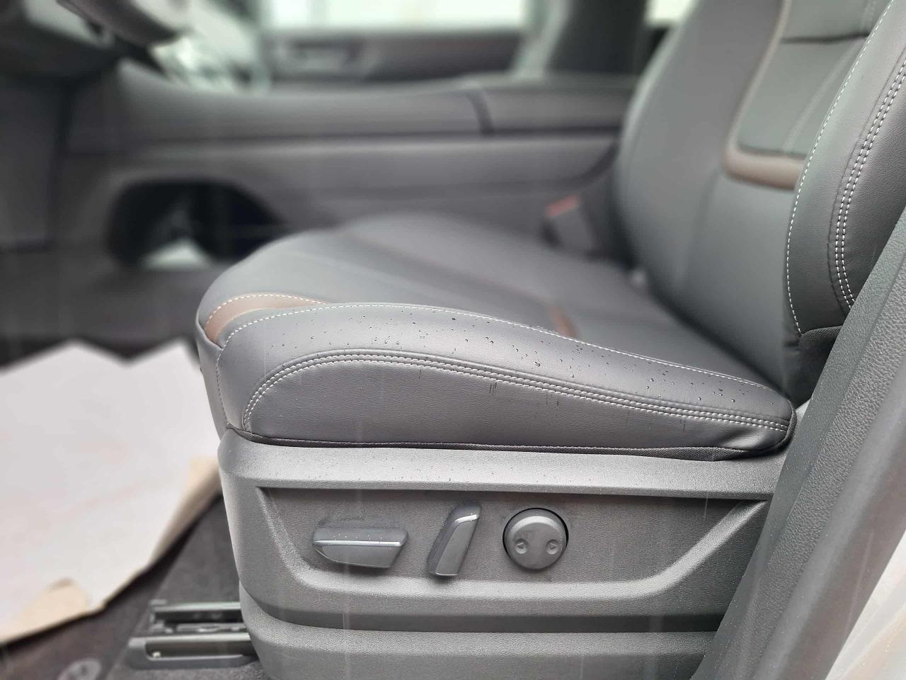 2026 Nissan Armada SL Pago Pago