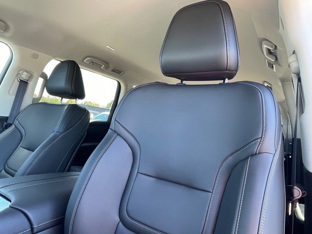 2026 Nissan Armada SV Oak Ridge TN