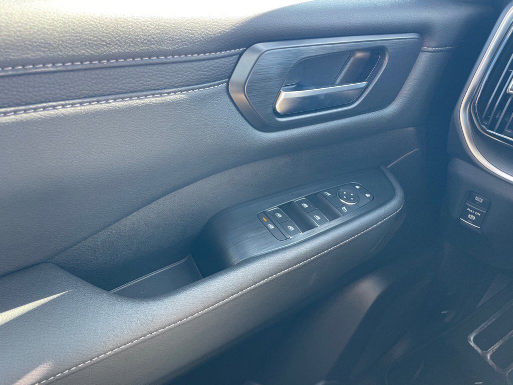 2026 Nissan Armada SV Oak Ridge TN