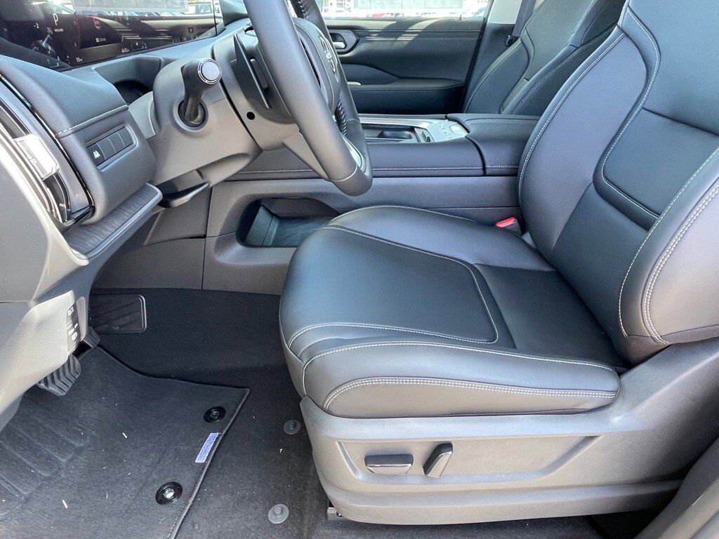 2026 Nissan Armada SV Oak Ridge TN