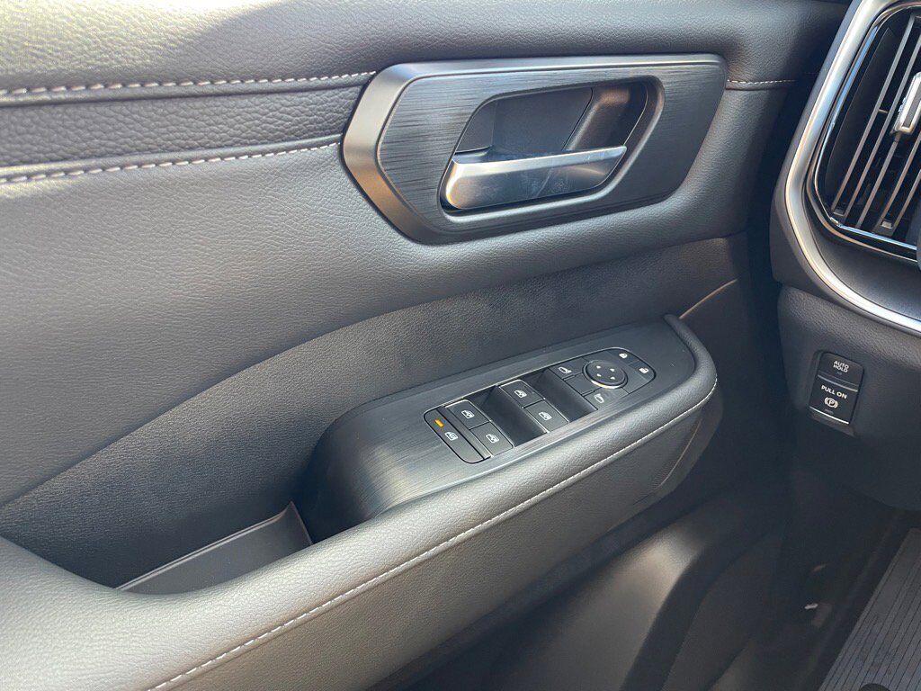 2026 Nissan Armada SV Oak Ridge TN