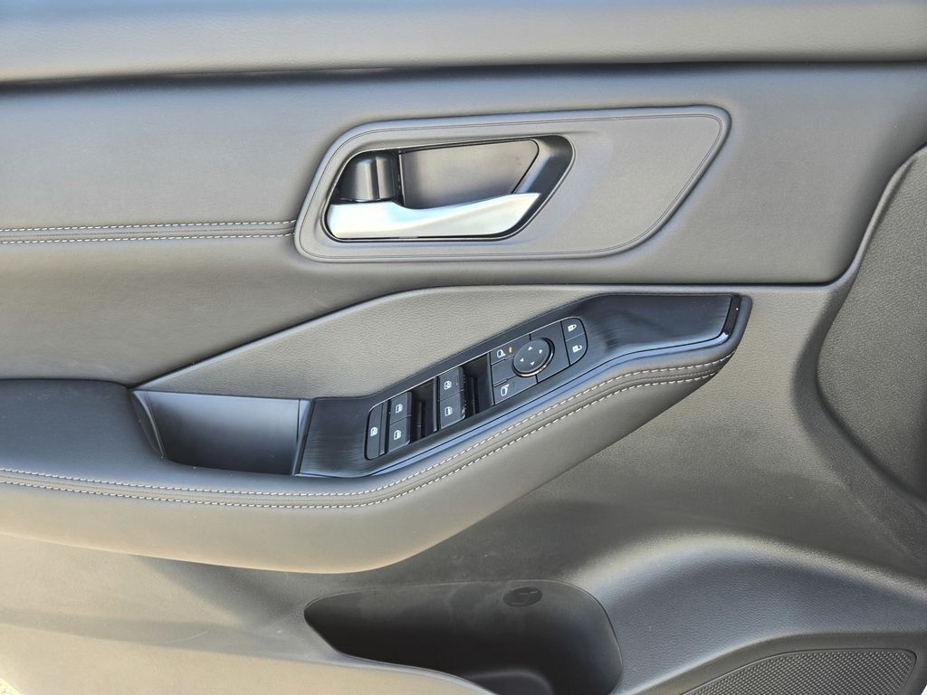 2026 Nissan Frontier SV Folsom CA