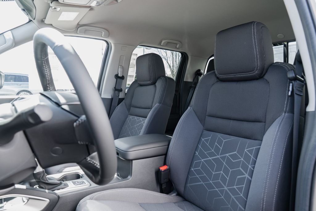 2026 Nissan Frontier SV Beaverton OR