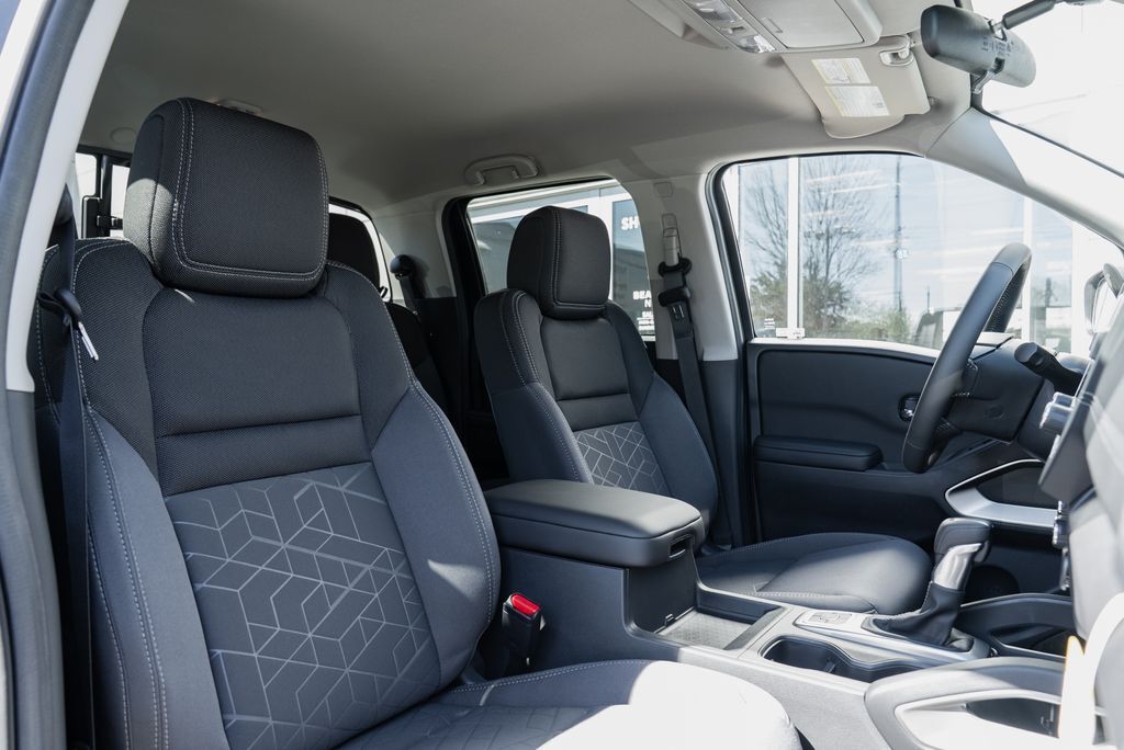 2026 Nissan Frontier SV Beaverton OR