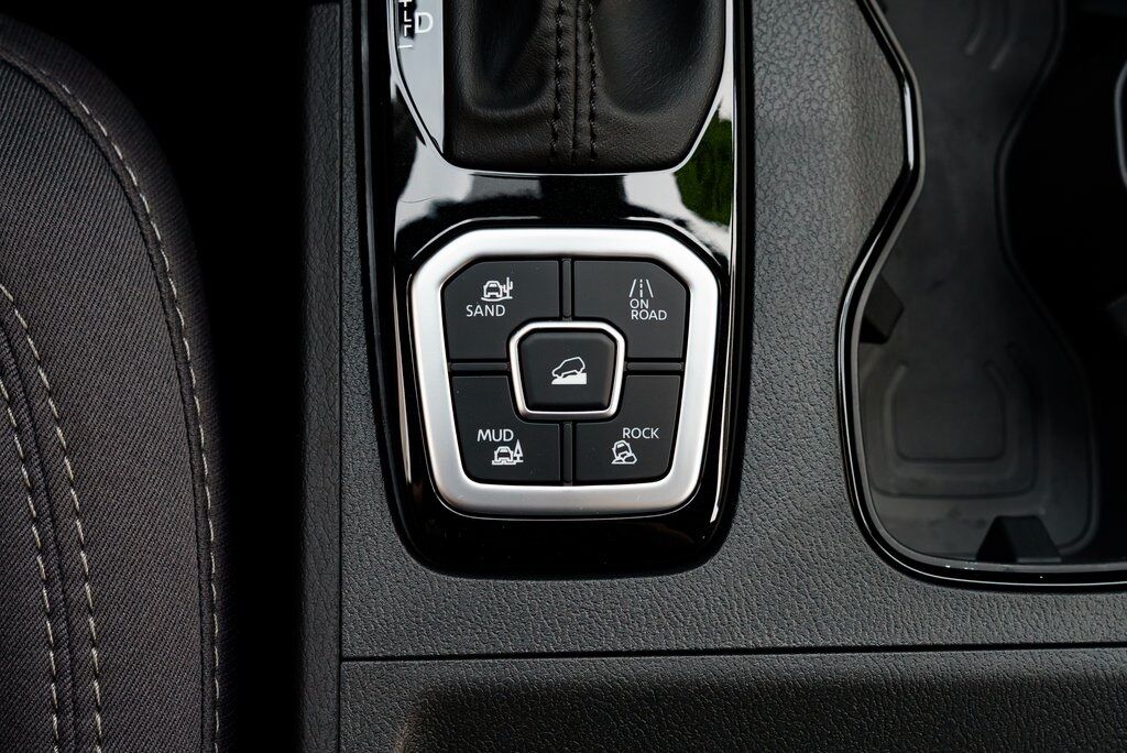 2026 Nissan Frontier SV Beaverton OR