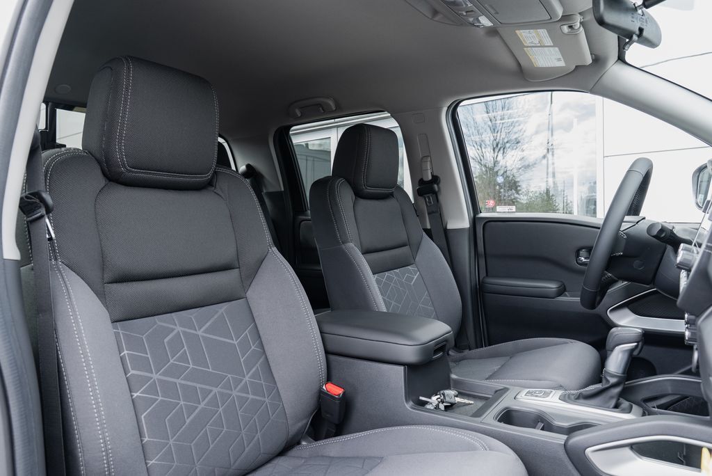2026 Nissan Frontier SV Beaverton OR