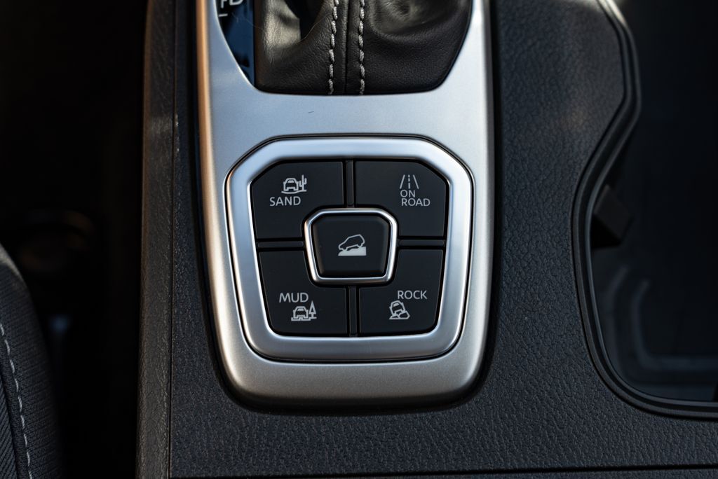 2026 Nissan Frontier SV Beaverton OR