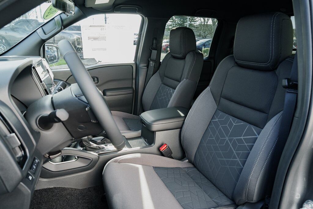 2026 Nissan Frontier SV Beaverton OR