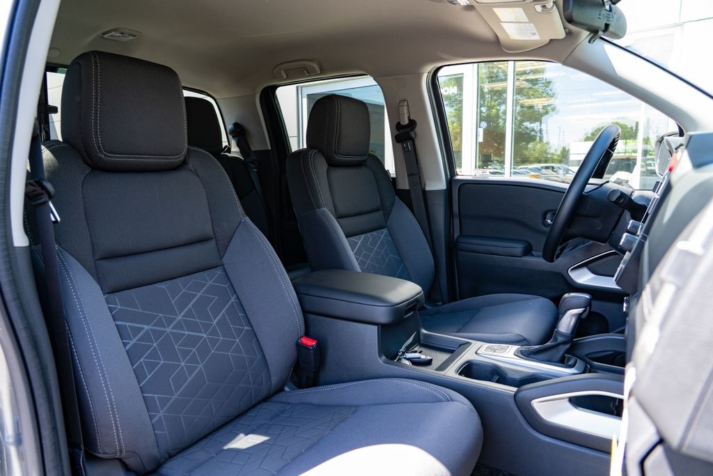 2026 Nissan Frontier SV Beaverton OR