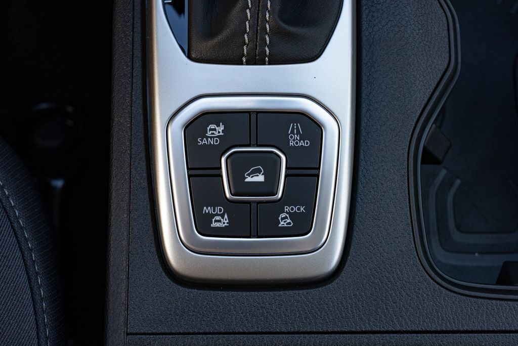 2026 Nissan Frontier SV Beaverton OR