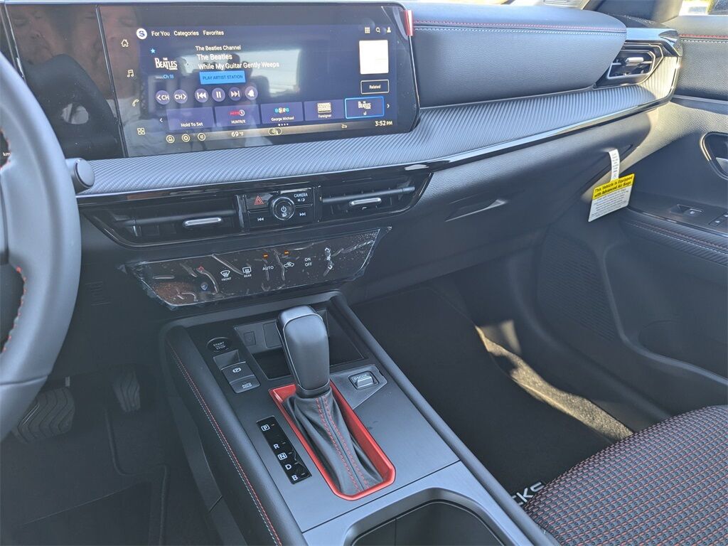 2026 Nissan Kicks SR Kennesaw GA