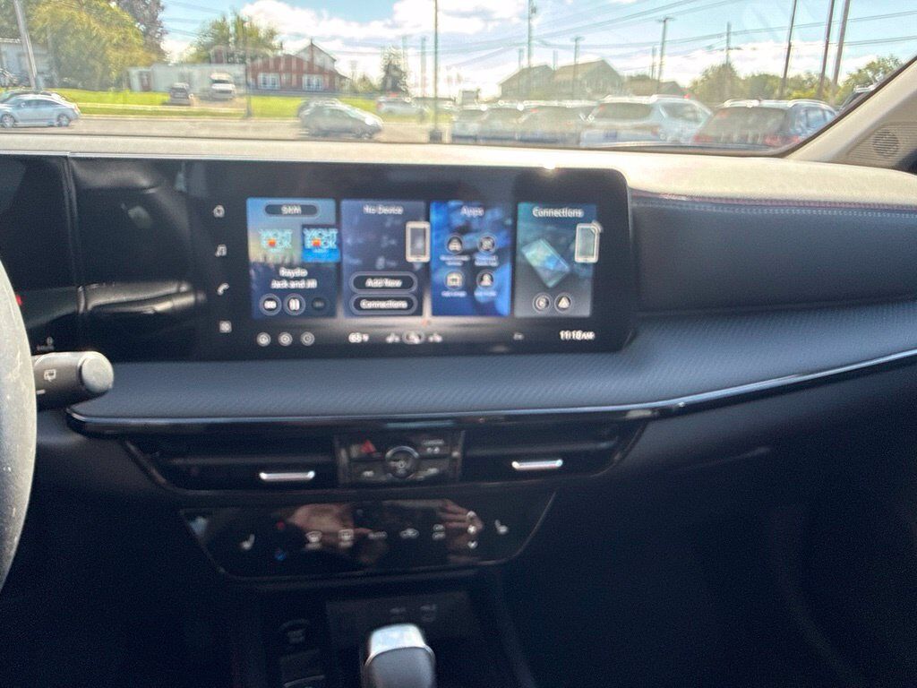 2026 Nissan Kicks SR Mount Joy PA