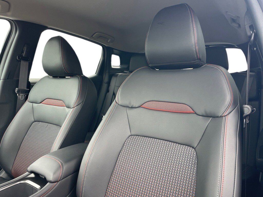 2026 Nissan Kicks SR Oak Ridge TN