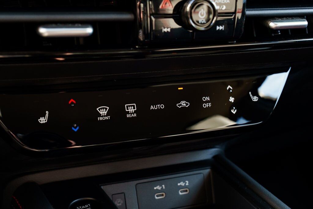 2026 Nissan Kicks SR Beaverton OR