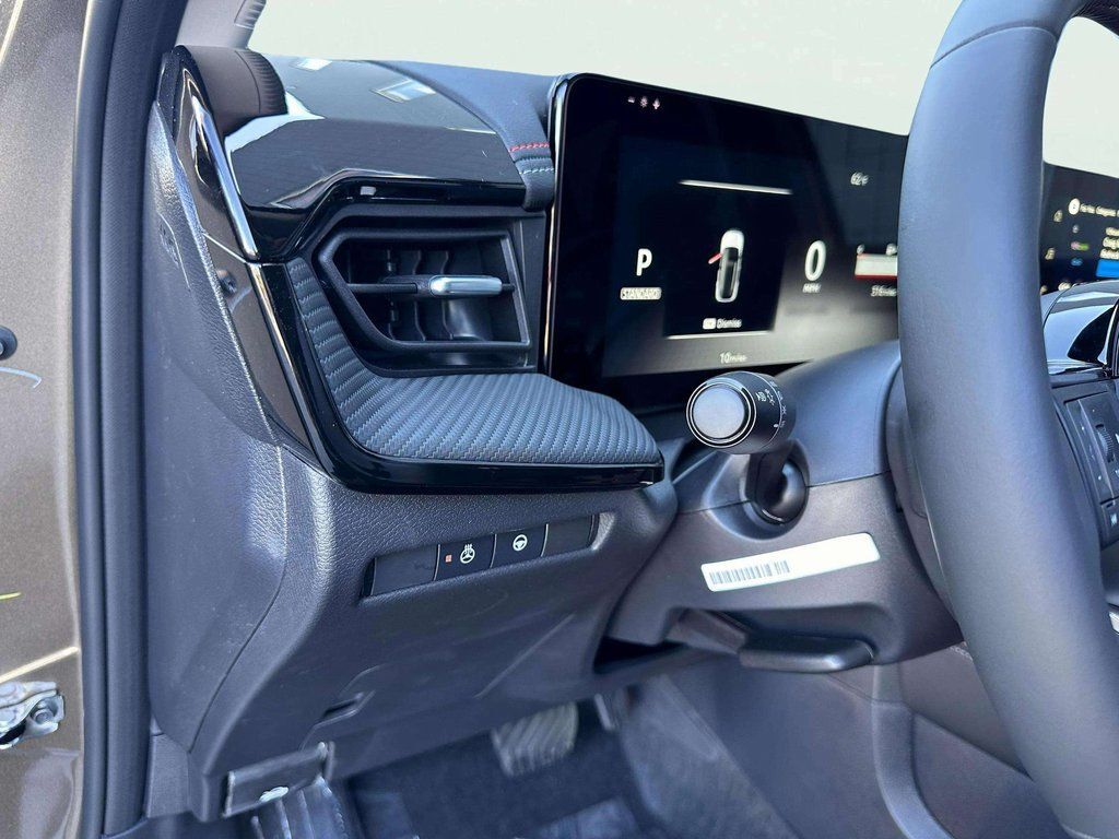 2026 Nissan Kicks SR w/Premium &amp; Cold Weather Pkg San Clemente CA